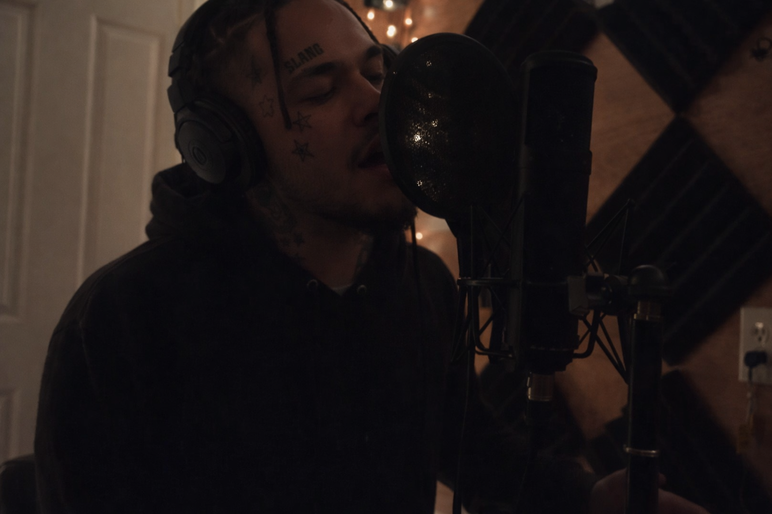 Diamond Studios photo 3